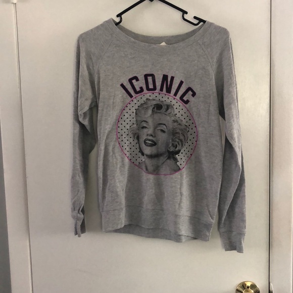 Sweater - Picture 2 of 3